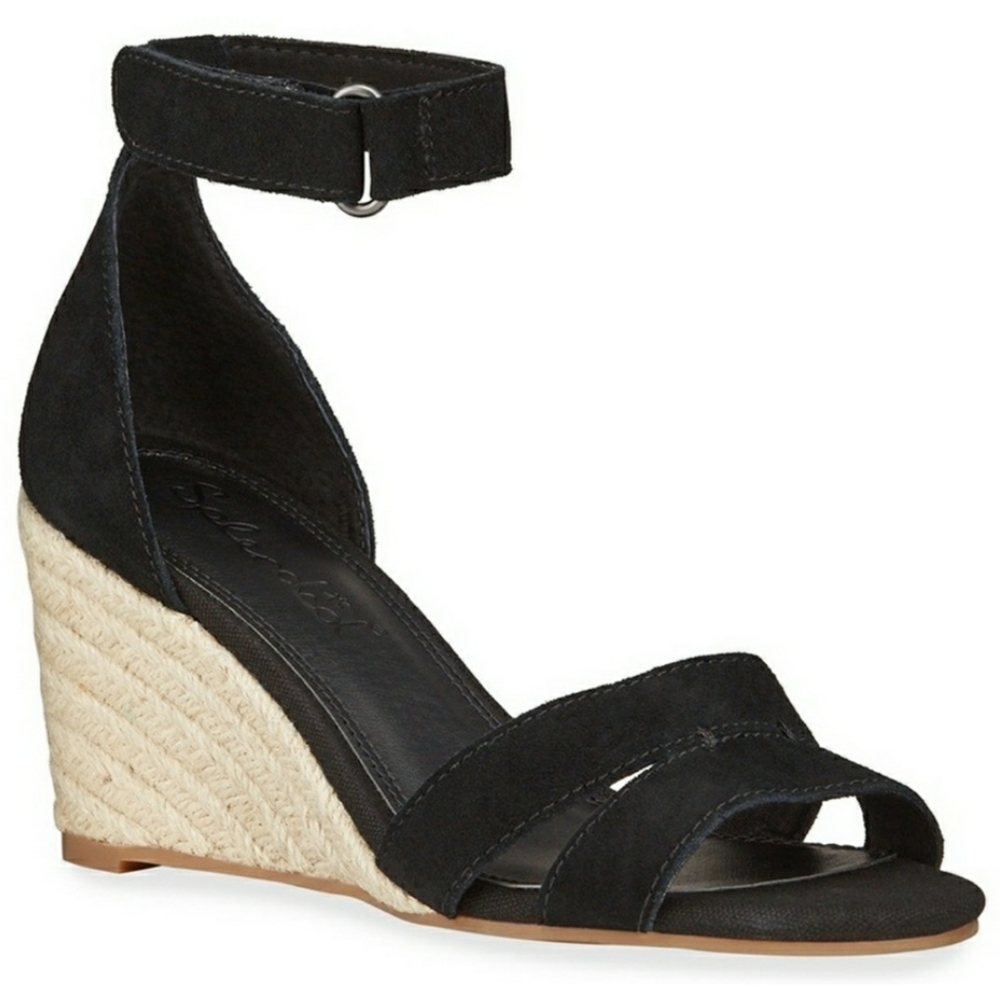 🐼NWT🐼Splendid Miner Suede Wedge Sandal